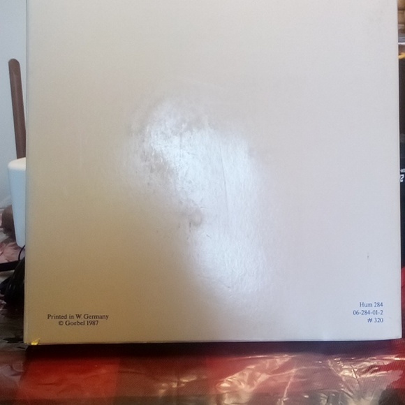 M.J. HUMMEL 1988 - Picture 4 of 4